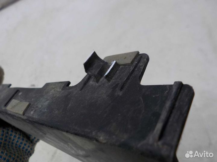 Дефлектор радиатора volkswagen polo 2020