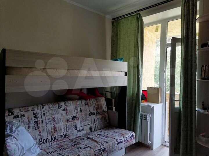 Комната 19 м² в 3-к., 4/4 эт.