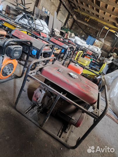 Бензогенератор бу