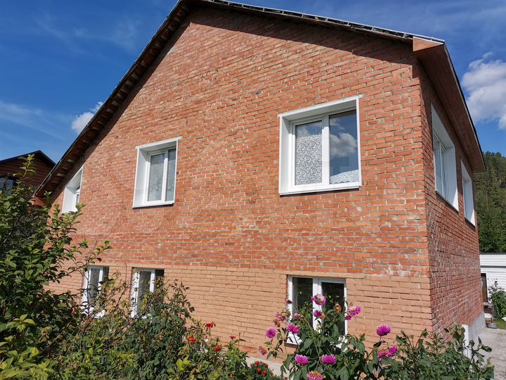 Дом 130 м² на участке 8 сот.