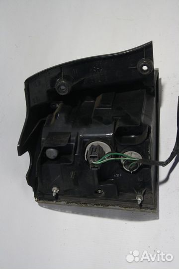 Фонарь задний внешний правый Mitsubishi Outlander