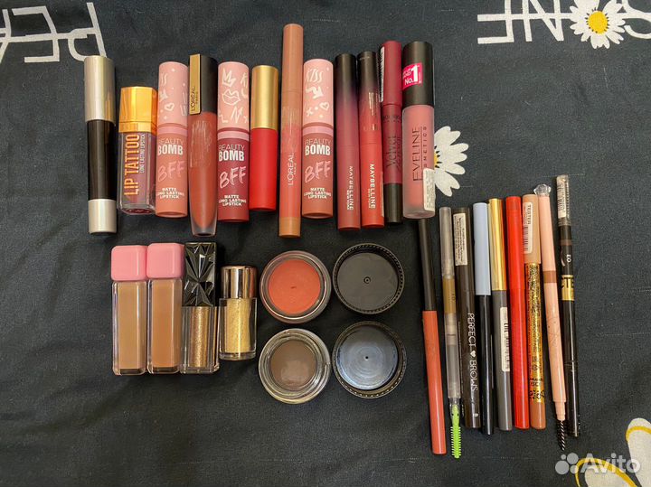 Набор косметики пакетом