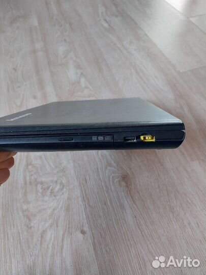 Ноутбук lenovo