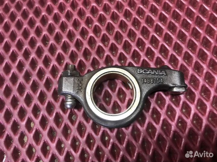 Коромысло клапанов Scania P 2004-2020