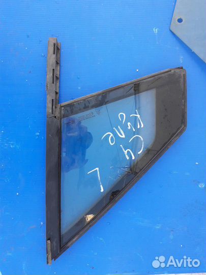 Стекло двери передней левой Citroen C4 2005-2011