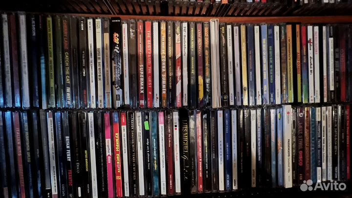 Фирменная электронная музыка на CD дисках