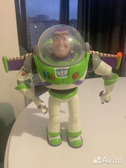Buzz lightyear Disney Баз Лейтер оригинал