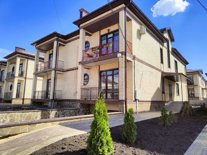 Таунхаус 105 м² на участке 6,5 сот.