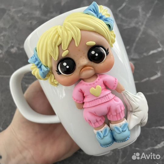 Кружка с куклой лол