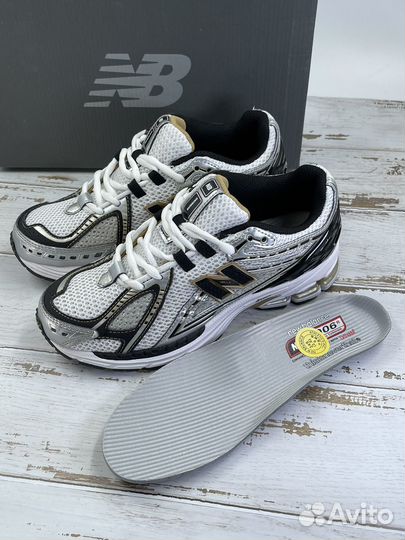 Кроссовки мужские new balance 1906R White