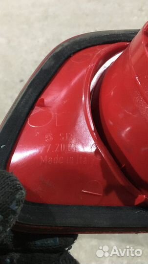 Фонарь крышки багажника правый Volkswagen Passat B