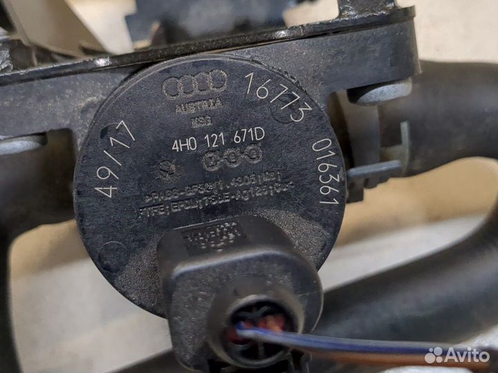 Насос водяной Audi A6 (C7), 2018