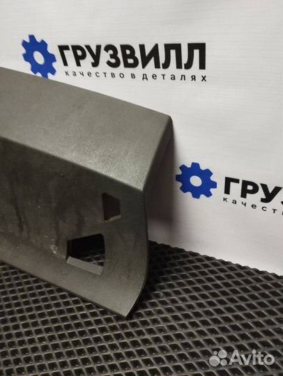 Панель Volvo FH4 82286405