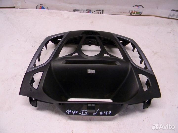 Накладка декоративная Focus III 2011