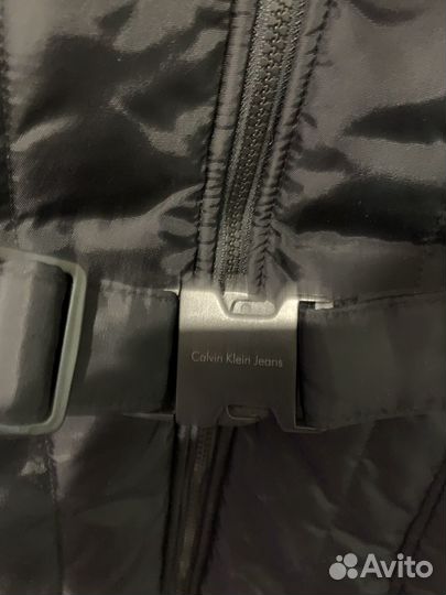 Пуховик женский Calvin Klein Jeans