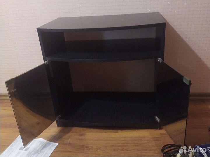Тумба под телевизор