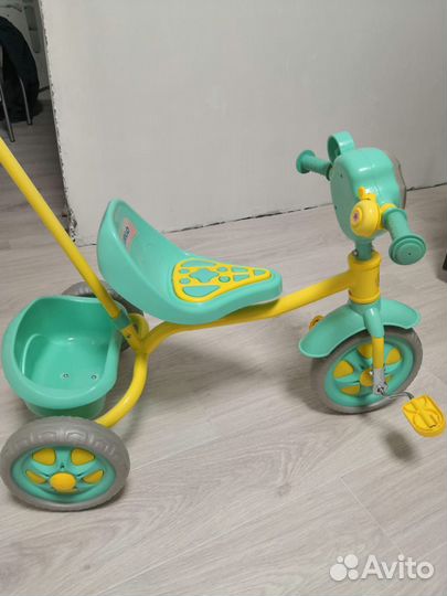 Трёхколёсный велосипед