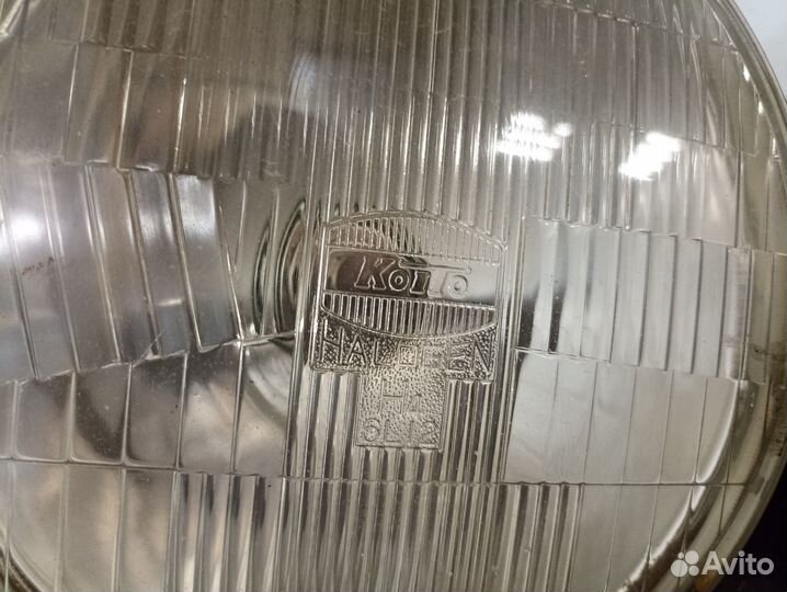 Фара для Mitsubishi Pajero 1