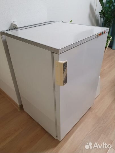 Морозилка бирюса