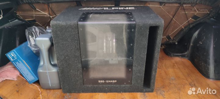 Сабвуфер alpine