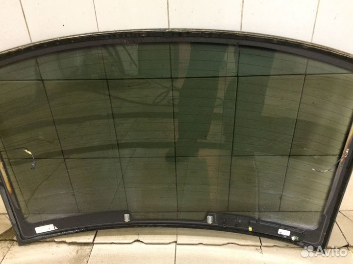 Стекло заднее Volkswagen Jetta 5