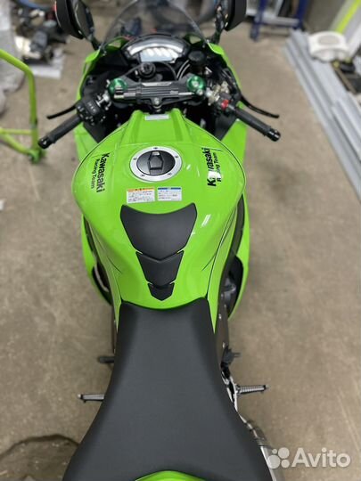 Kawasaki zx10rr