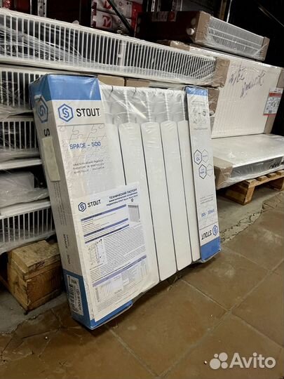 Биметаллический радиатор нижнее правое подключение