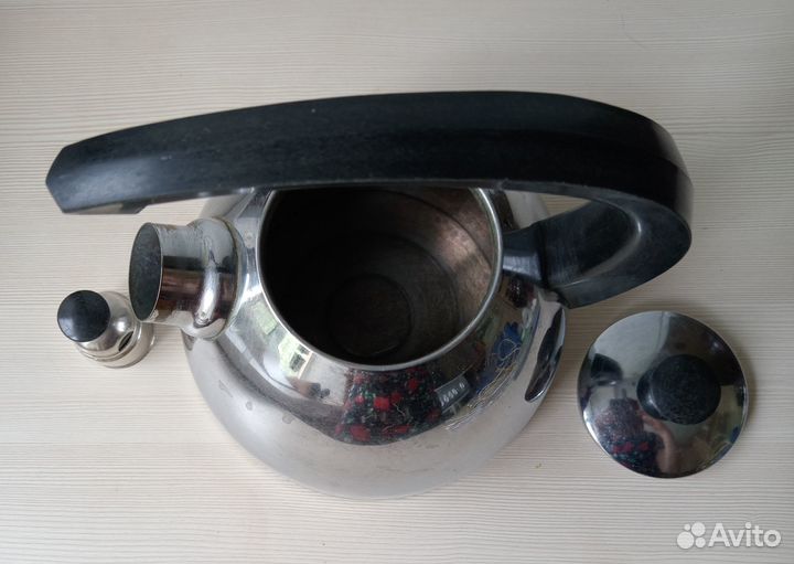 Чайник со свистком