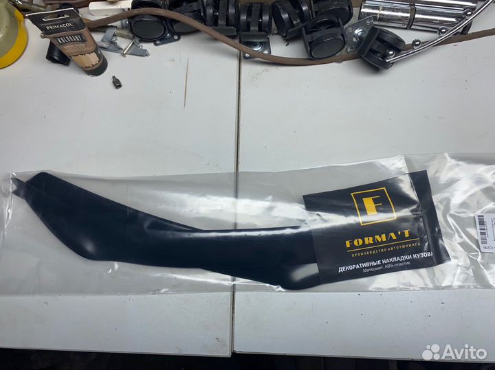 Реснички на фары Subaru Forester 2008-2012