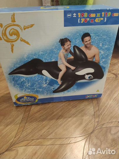 Надувной кит