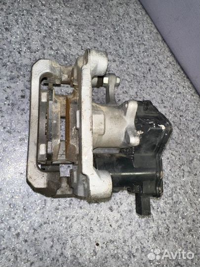 Суппорт задний левый Kia Sorento 4 MQ4 D4HE 2022