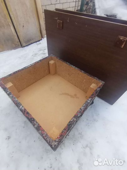 Журнальный стол