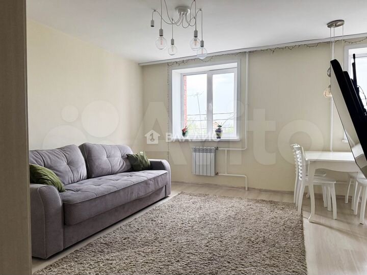 2-к. квартира, 76 м², 2/5 эт.