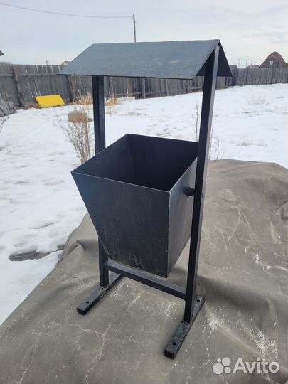 Урна для мусора уличная