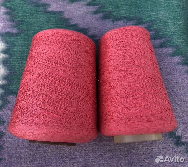 Нитки в бобинах