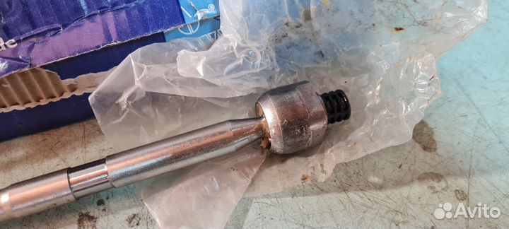 Тяга рулевая Ford Focus II