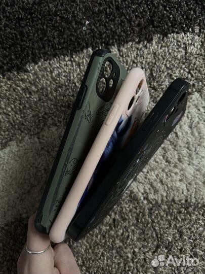 Чехлы на iPhone 11