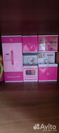Детские игрушки кухня
