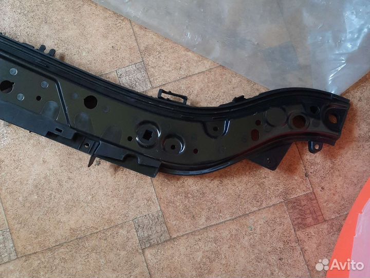 Панель передняя телевизор Renault megane 2