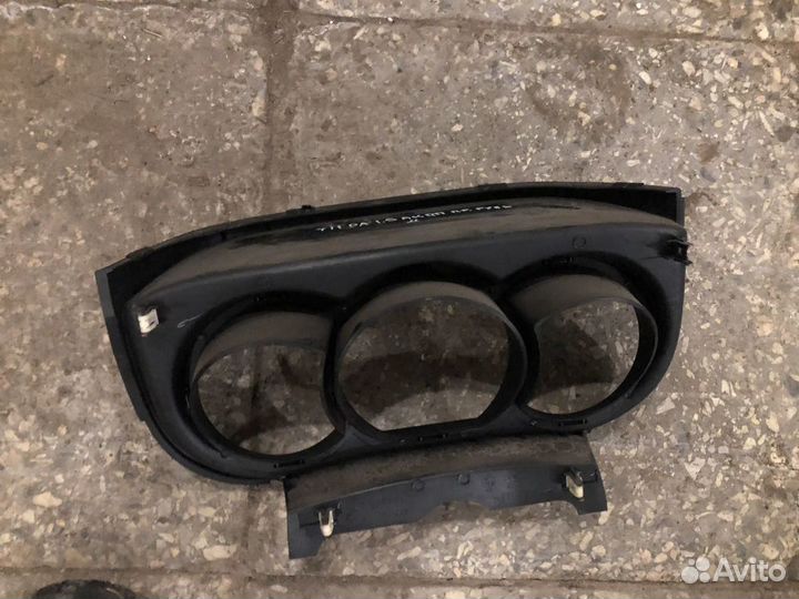 Панель приборов Nissan Tiida 2004-2012г