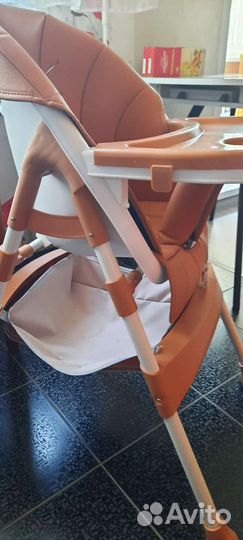 Стульчик для кормления babyhit