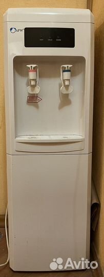 Куллер для воды