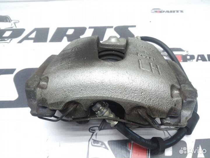 Суппорт тормозной передний Mazda 3 BL