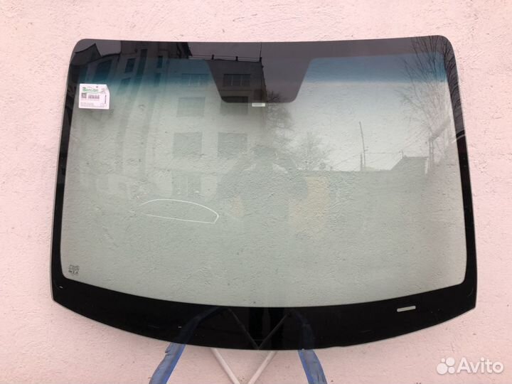 Hyundai solaris II 2017-лобовое стекло
