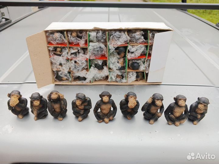 Фигурки обезьянки