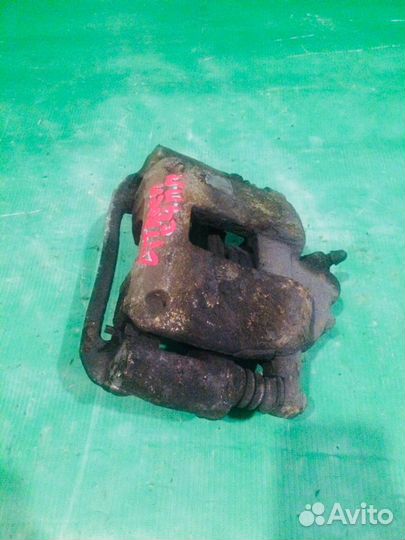 Суппорт передний правый Citroen C4