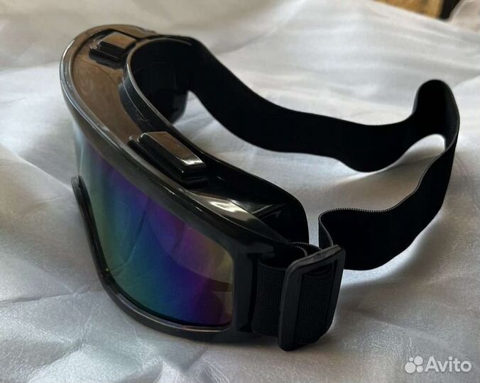 Кроссовый шлем