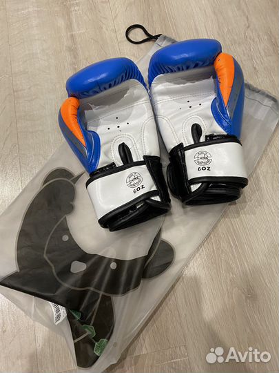 Боксерские перчатки детские 6 oz