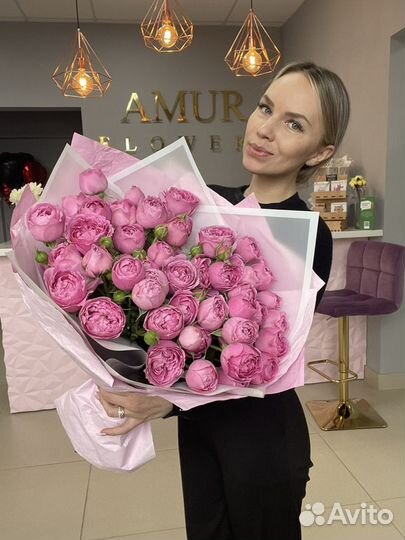 Цветы Букет кустовых роз доставка