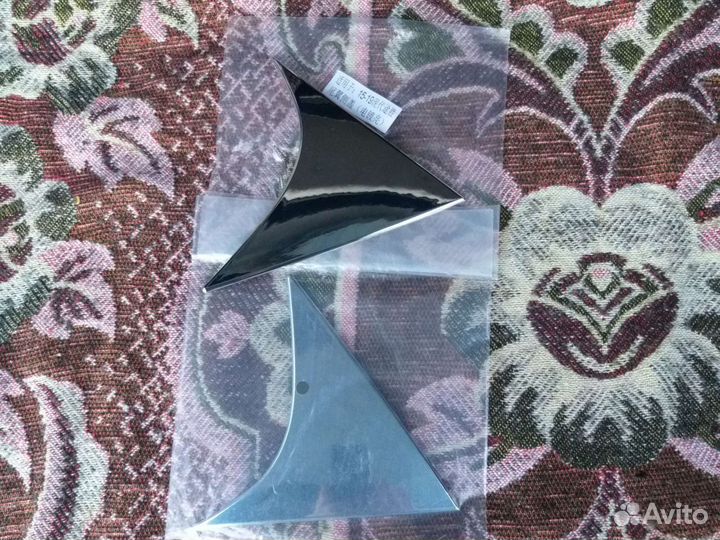 Хромированные уголки